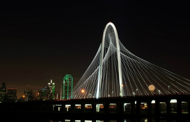 Ponte Margaret Hunt Hill em Dallas, no Texas.